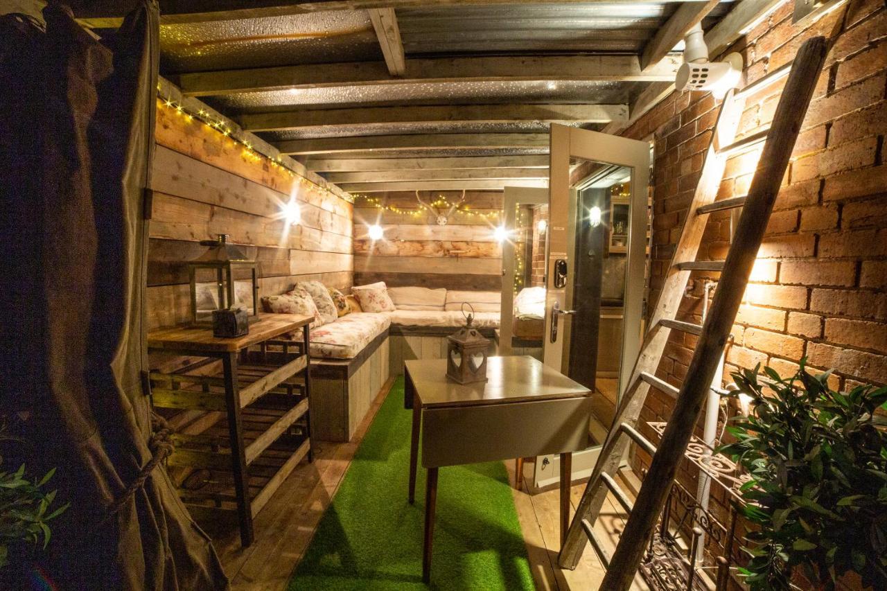 The Cowshed At Cheshire Boutique Barns Villa Nantwich Exteriör bild